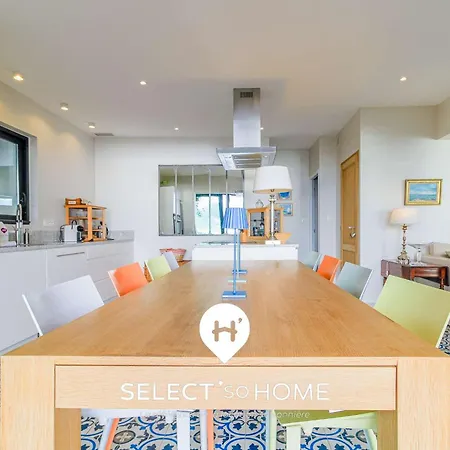 Selectsohome - Vue Avec Piscine Pour 8 Personnes - Nuages