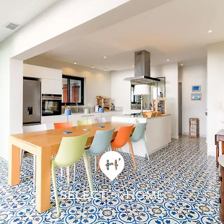 Select'sohome - Vue Et Piscine Pour 8 Personnes ! - Nuages Le Lavandou